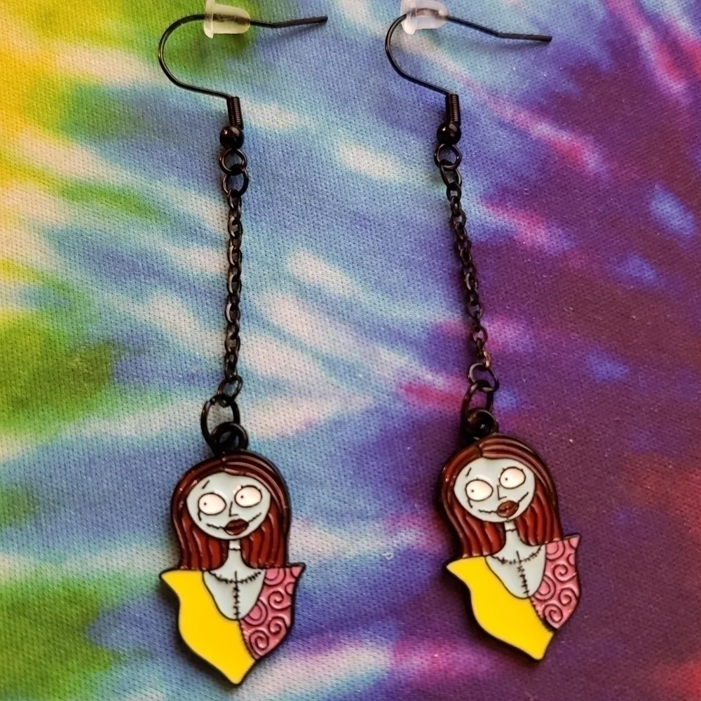 HANDMADE The Night Before Christmas Sally Dangle Earrings - Picture 2 of 5
